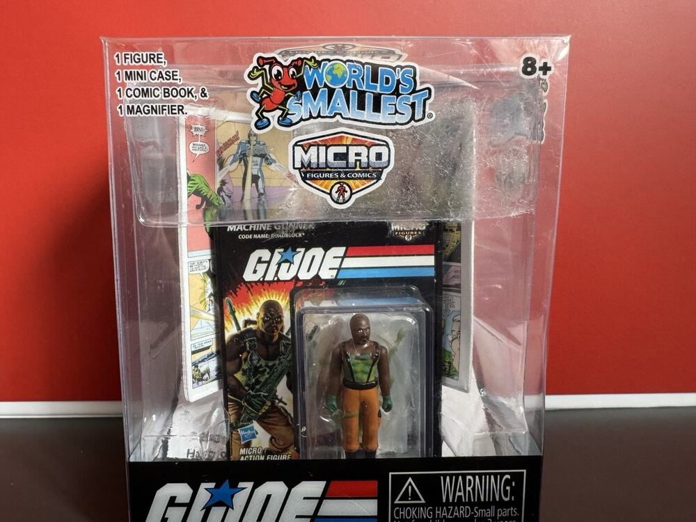 WORLD'S SMALLEST MICRO/ FIGURES & COMICS MACHINE GUNNER CODE NAME: ROADBLOCK